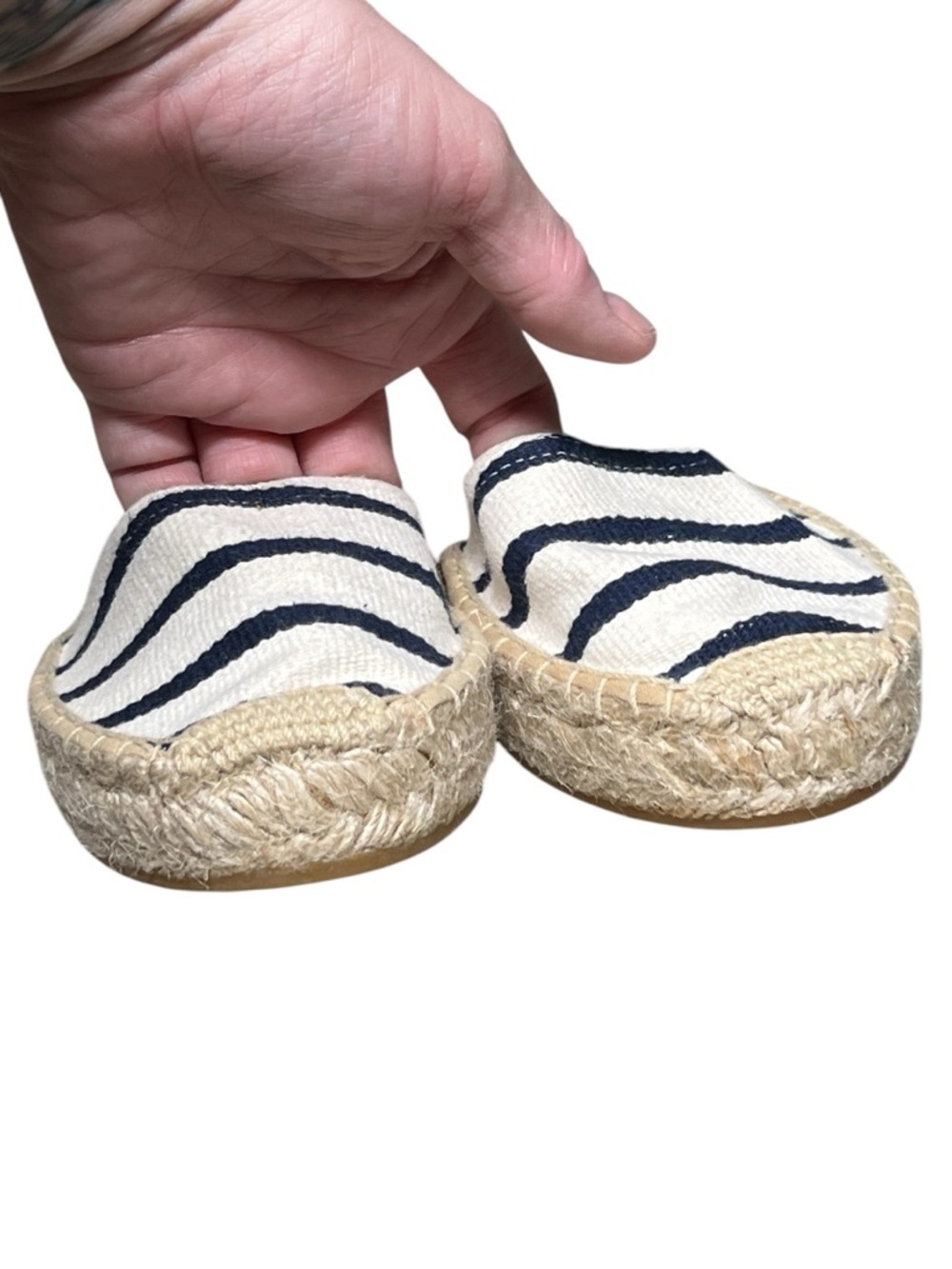 Soludos NWOT navy and white striped lace up ankle espadrilles - Picture 4 of 9